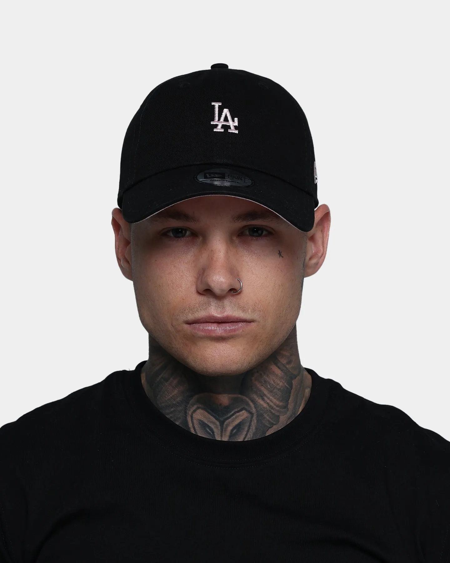 New Era Los Angeles Dodgers 9FORTY Strapback Black/Baby Pink