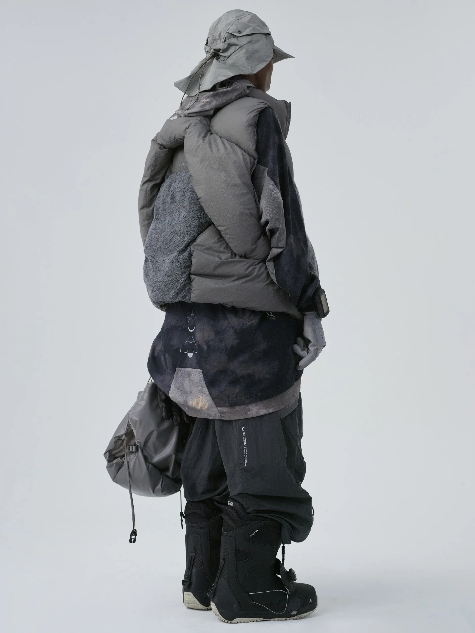RODAN / volcano spine down vest